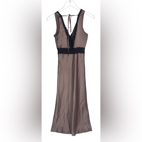 PETAL & PUP BRENNAN MAXI SLIP DRESS - MOCHA S B1135 - Picture 6 of 7